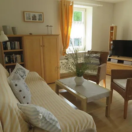 Apartment Josephine - 41-04 Kuehlungsborn
