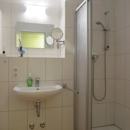 Josephine - 41-04 Ostseebad Kühlungsborn